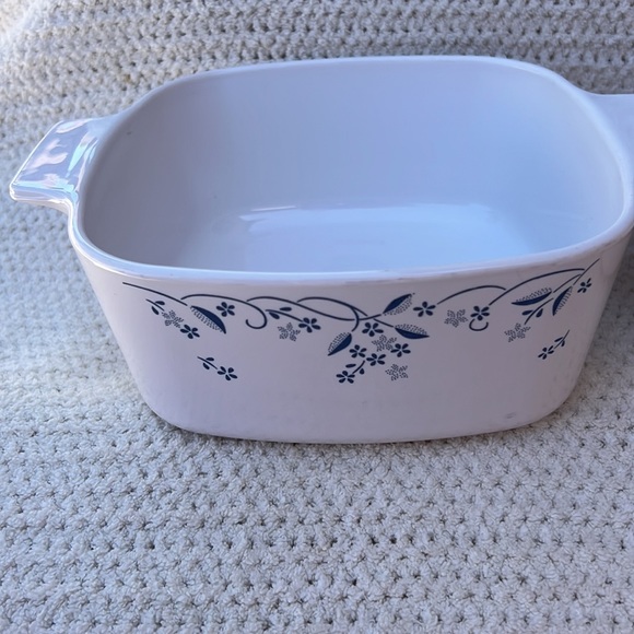 Provincial Blue corningware casserole dishes - Picture 5 of 10
